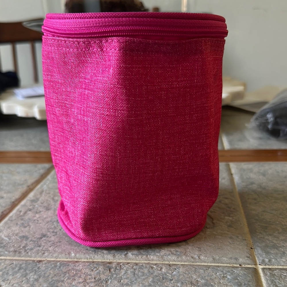 NWT- thirty one get creative cylinder in pink crosshatch